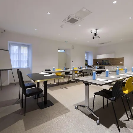 Leprince, Western Premier Collection Hotel
